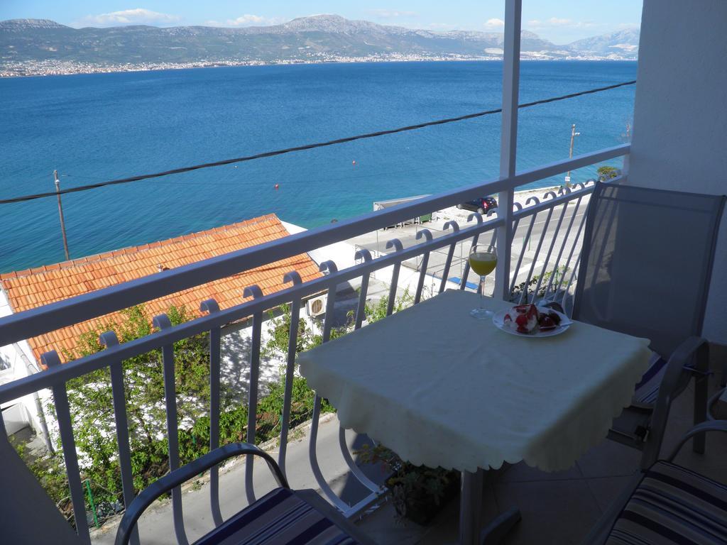 Apartment Adria Трогир Екстериор снимка