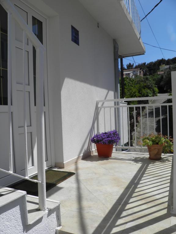 Apartment Adria Трогир Екстериор снимка