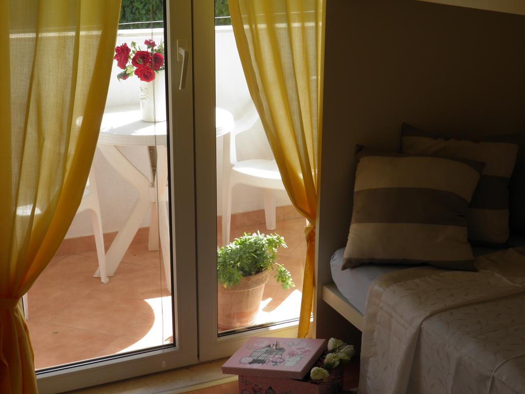 Apartment Adria Трогир Екстериор снимка